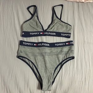 Tommy Hilfiger Bra + Underwear Matching Set